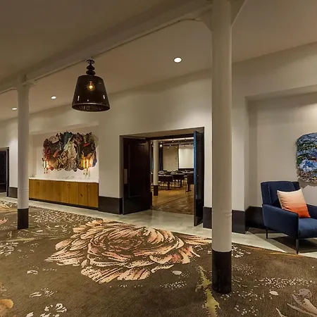 Crossroads Hotel-3